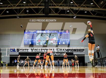 Thumbnail 3 in Randall vs. Salado (UIL 4A Volleyball Semi-Final) photogallery.