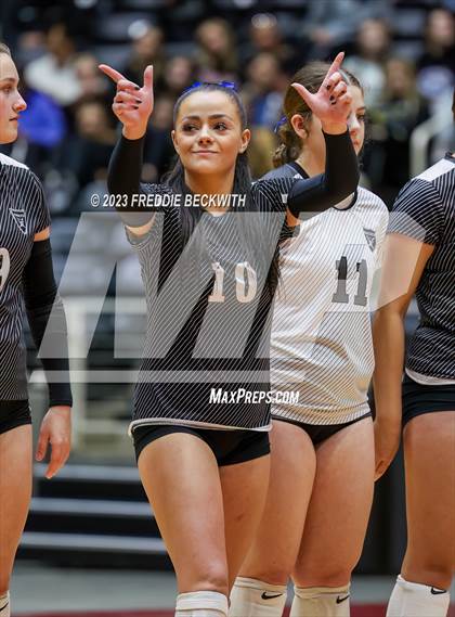 Thumbnail 3 in Randall vs. Salado (UIL 4A Volleyball Semi-Final) photogallery.