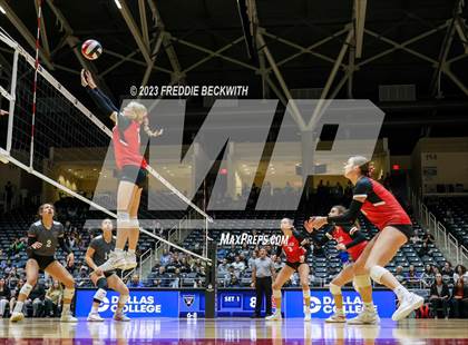 Thumbnail 1 in Randall vs. Salado (UIL 4A Volleyball Semi-Final) photogallery.