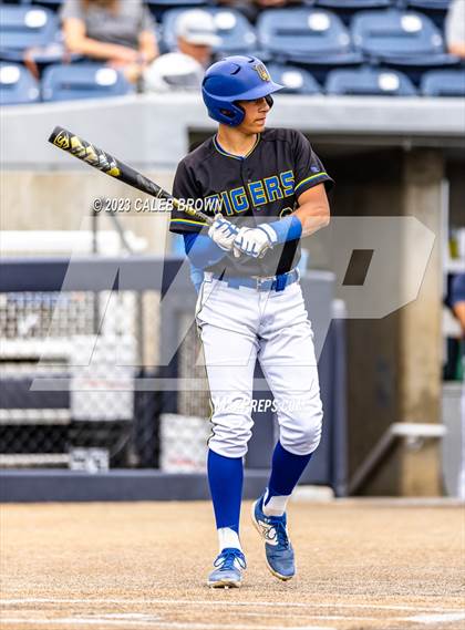 Thumbnail 3 in Orem vs. Timpanogos (UHSAA 5A Bracket 2 Round 1) photogallery.