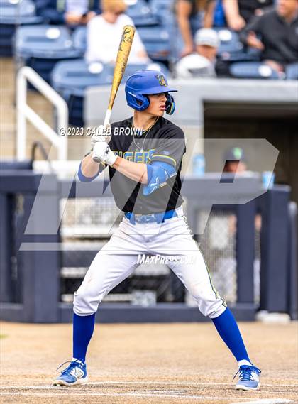 Thumbnail 2 in Orem vs. Timpanogos (UHSAA 5A Bracket 2 Round 1) photogallery.