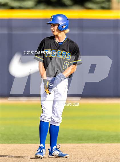 Thumbnail 2 in Orem vs. Timpanogos (UHSAA 5A Bracket 2 Round 1) photogallery.