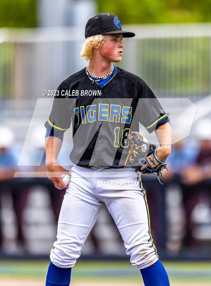 Thumbnail 1 in Orem vs. Timpanogos (UHSAA 5A Bracket 2 Round 1) photogallery.