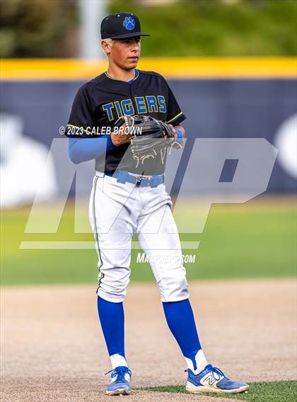 Thumbnail 2 in Orem vs. Timpanogos (UHSAA 5A Bracket 2 Round 1) photogallery.