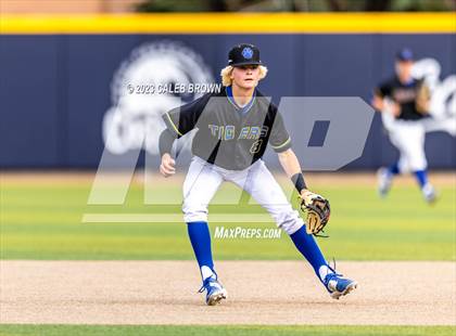 Thumbnail 2 in Orem vs. Timpanogos (UHSAA 5A Bracket 2 Round 1) photogallery.