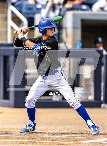 Thumbnail 2 in Orem vs. Timpanogos (UHSAA 5A Bracket 2 Round 1) photogallery.
