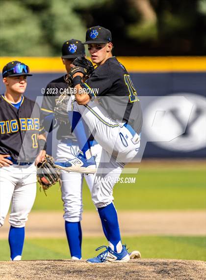 Thumbnail 2 in Orem vs. Timpanogos (UHSAA 5A Bracket 2 Round 1) photogallery.
