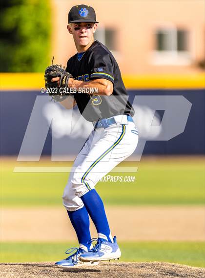 Thumbnail 1 in Orem vs. Timpanogos (UHSAA 5A Bracket 2 Round 1) photogallery.