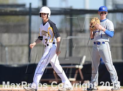 Thumbnail 3 in University Lab vs. Live Oak photogallery.