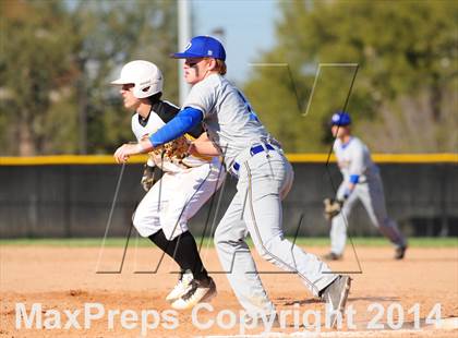Thumbnail 2 in University Lab vs. Live Oak photogallery.