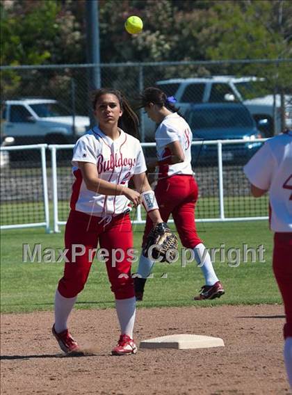 Thumbnail 1 in Modesto Christian vs. Ceres photogallery.