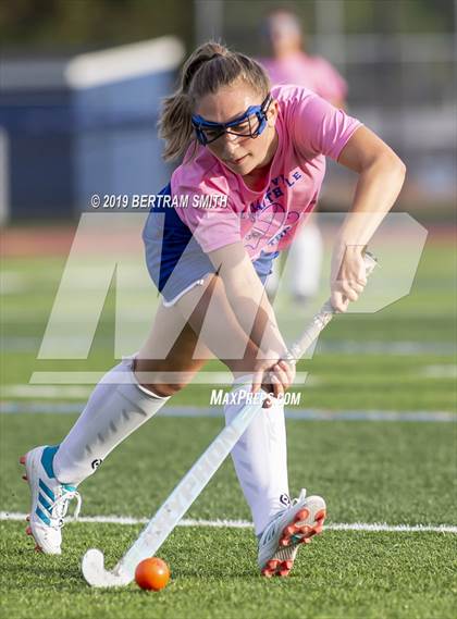 Thumbnail 1 in Barker vs Williamsville South photogallery.