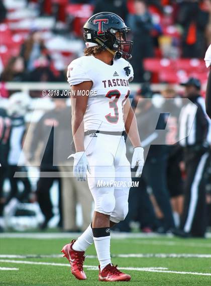 Thumbnail 2 in Haltom vs. Tascosa (UIL 6A Quarterfinal) photogallery.