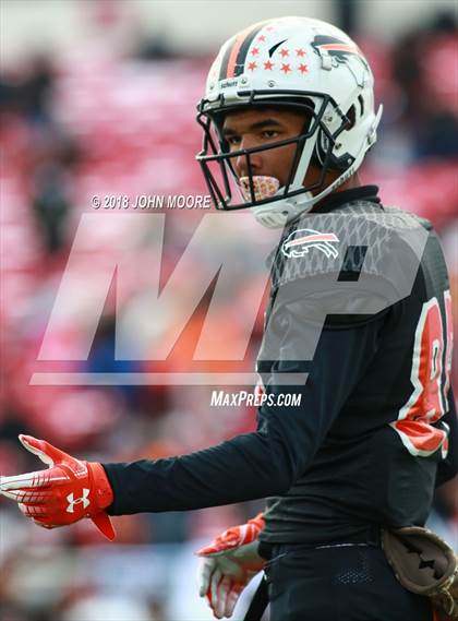 Thumbnail 2 in Haltom vs. Tascosa (UIL 6A Quarterfinal) photogallery.