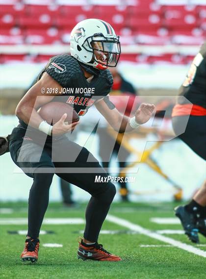 Thumbnail 1 in Haltom vs. Tascosa (UIL 6A Quarterfinal) photogallery.