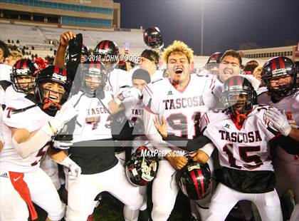 Thumbnail 1 in Haltom vs. Tascosa (UIL 6A Quarterfinal) photogallery.