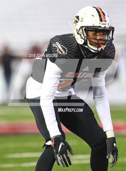 Thumbnail 3 in Haltom vs. Tascosa (UIL 6A Quarterfinal) photogallery.