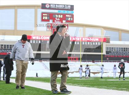 Thumbnail 1 in Haltom vs. Tascosa (UIL 6A Quarterfinal) photogallery.