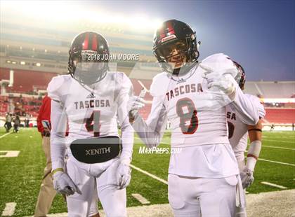 Thumbnail 2 in Haltom vs. Tascosa (UIL 6A Quarterfinal) photogallery.
