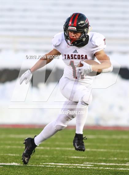 Thumbnail 3 in Haltom vs. Tascosa (UIL 6A Quarterfinal) photogallery.