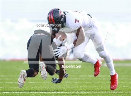 Thumbnail 2 in Haltom vs. Tascosa (UIL 6A Quarterfinal) photogallery.