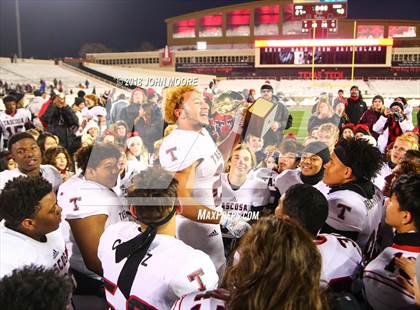 Thumbnail 3 in Haltom vs. Tascosa (UIL 6A Quarterfinal) photogallery.