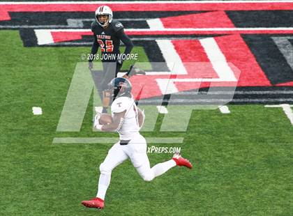 Thumbnail 2 in Haltom vs. Tascosa (UIL 6A Quarterfinal) photogallery.