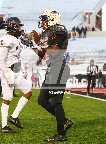 Thumbnail 1 in Haltom vs. Tascosa (UIL 6A Quarterfinal) photogallery.