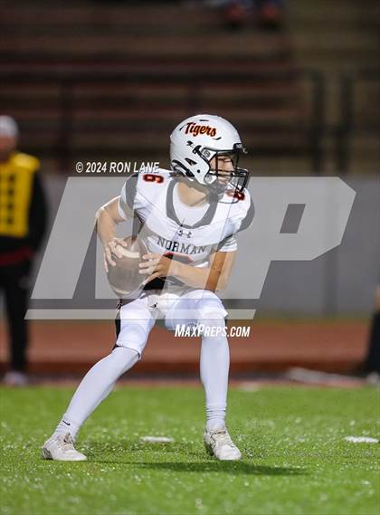 Thumbnail 3 in Norman @ Mustang photogallery.
