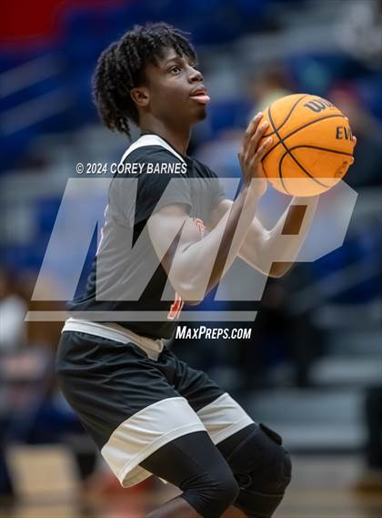 Thumbnail 1 in Mt. Zion @ Northside (Oscar Wimbley Christmas Classic @ Lamar County HS) photogallery.