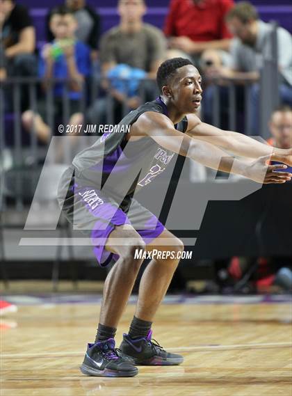 Thumbnail 2 in Upson-Lee vs. Corbin (City of Palms Classic) photogallery.