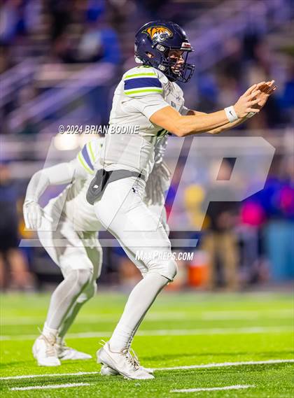 Thumbnail 1 in Lucy Beckham v North Myrtle Beach (SCHSL 5A Division 2 Round 1) photogallery.