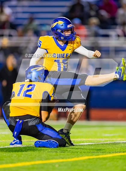 Thumbnail 2 in Lucy Beckham v North Myrtle Beach (SCHSL 5A Division 2 Round 1) photogallery.