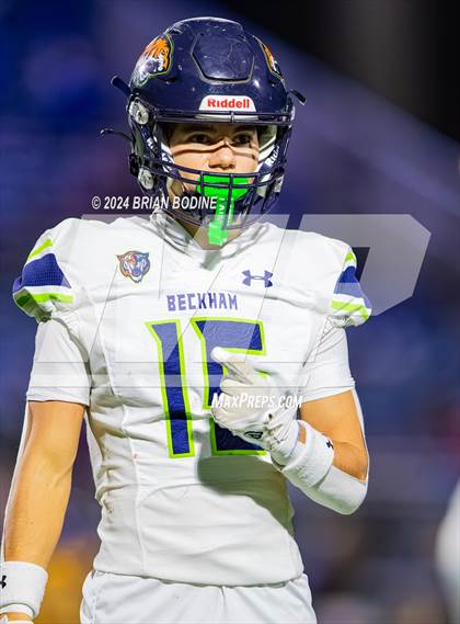 Thumbnail 2 in Lucy Beckham v North Myrtle Beach (SCHSL 5A Division 2 Round 1) photogallery.