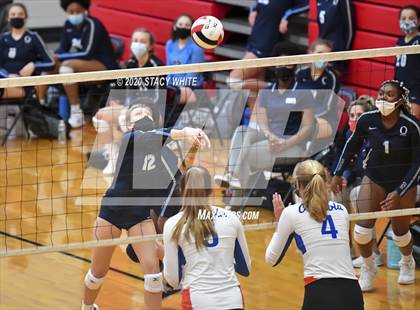 Thumbnail 2 in Osceola vs. Out-of-Door Academy photogallery.