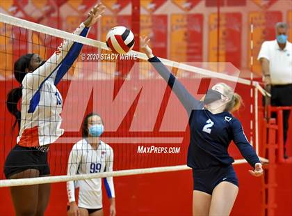 Thumbnail 1 in Osceola vs. Out-of-Door Academy photogallery.