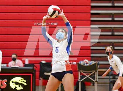 Thumbnail 2 in Osceola vs. Out-of-Door Academy photogallery.