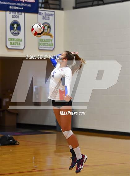 Thumbnail 1 in Osceola vs. Out-of-Door Academy photogallery.