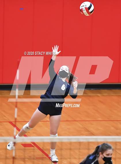 Thumbnail 1 in Osceola vs. Out-of-Door Academy photogallery.