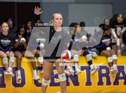 Thumbnail 1 in Center Hill @ DeSoto Central photogallery.