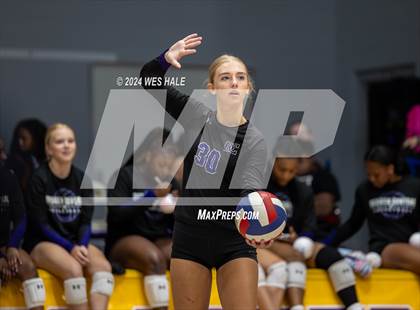 Thumbnail 3 in Center Hill @ DeSoto Central photogallery.