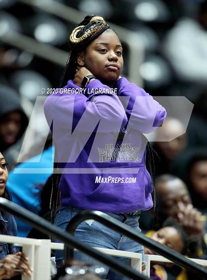 Thumbnail 1 in Lancaster vs Kimball (UIL 5A Regional Final) photogallery.