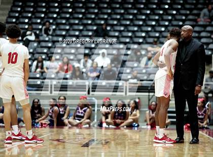 Thumbnail 1 in Lancaster vs Kimball (UIL 5A Regional Final) photogallery.