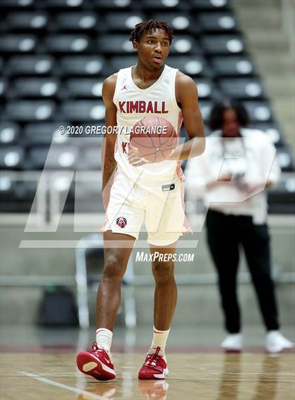 Thumbnail 3 in Lancaster vs Kimball (UIL 5A Regional Final) photogallery.