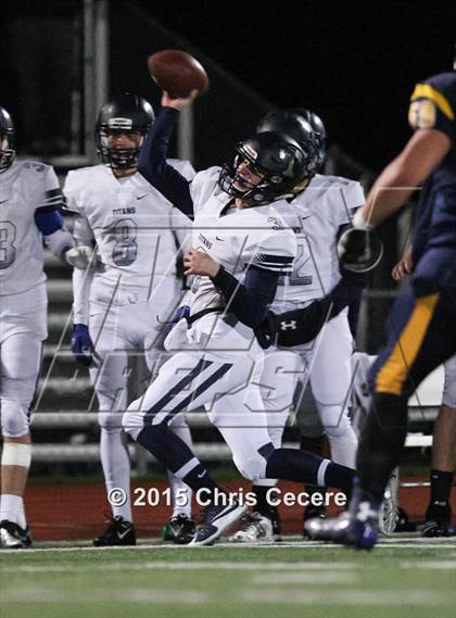 Thumbnail 1 in Webster Thomas @ Victor (Section 5 Class AA Quarterfinal) photogallery.
