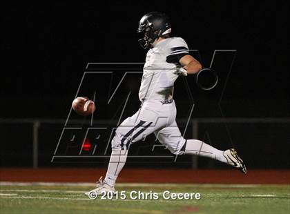 Thumbnail 2 in Webster Thomas @ Victor (Section 5 Class AA Quarterfinal) photogallery.