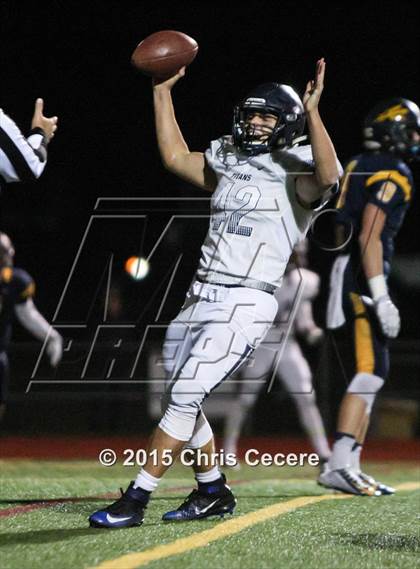 Thumbnail 1 in Webster Thomas @ Victor (Section 5 Class AA Quarterfinal) photogallery.