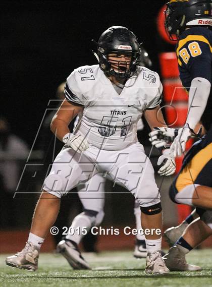 Thumbnail 3 in Webster Thomas @ Victor (Section 5 Class AA Quarterfinal) photogallery.