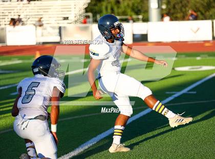 Thumbnail 3 in Inderkum @ Del Oro photogallery.