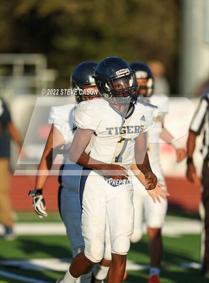 Thumbnail 1 in Inderkum @ Del Oro photogallery.